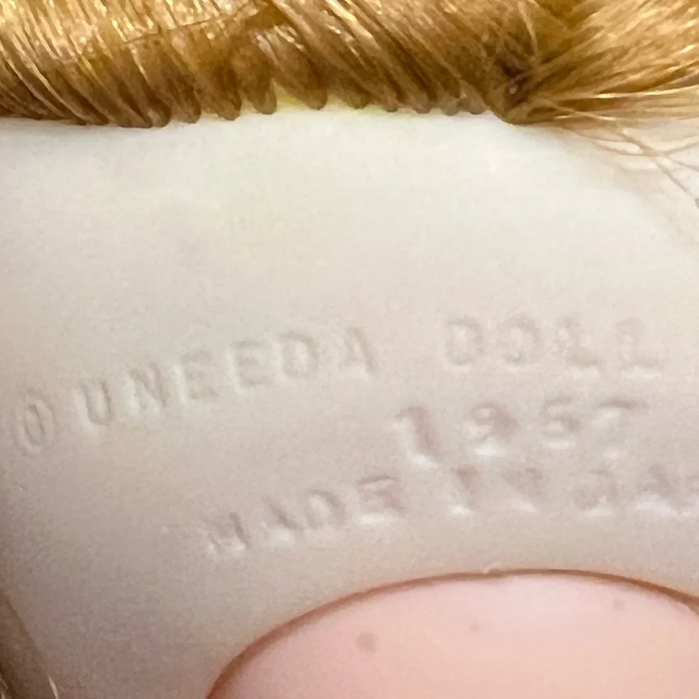 Vintage 1967 Uneeda Little Sophisticates